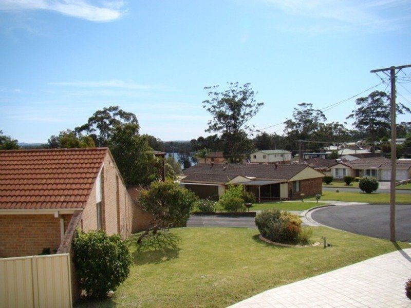 14 Collett  Place, St Georges Basin NSW 2540