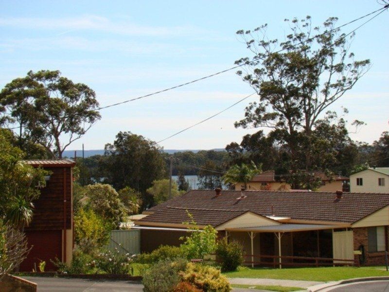 14 Collett  Place, St Georges Basin NSW 2540