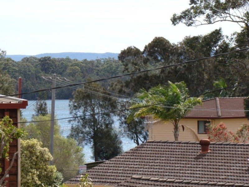 14 Collett  Place, St Georges Basin NSW 2540