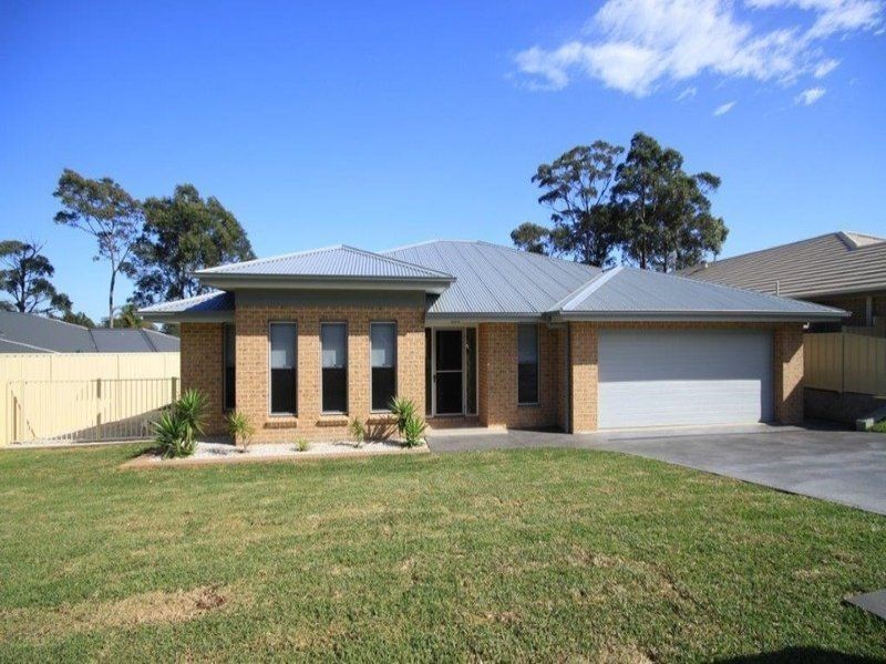 28 Nadine  Street, Sanctuary Point NSW 2540