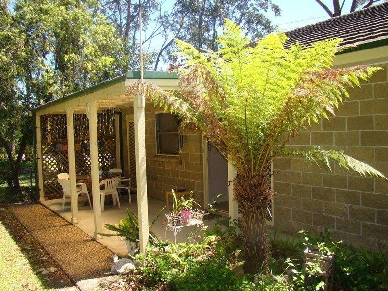 220 Macleans Point  Road, Sanctuary Point NSW 2540