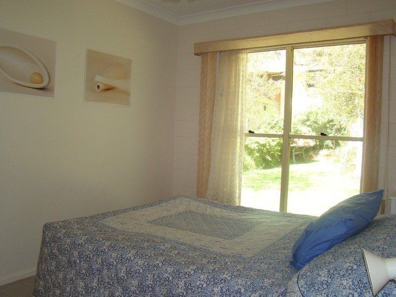 220 Macleans Point  Road, Sanctuary Point NSW 2540