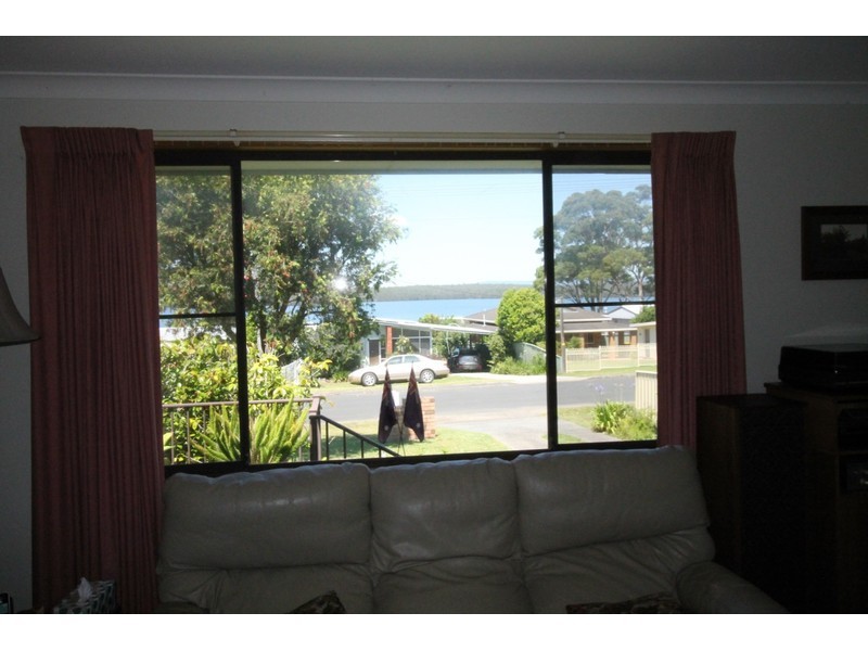 95 Basin View Parade, Basin View NSW 2540