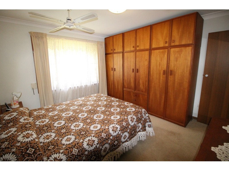 95 Basin View Parade, Basin View NSW 2540