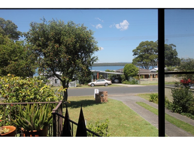 95 Basin View Parade, Basin View NSW 2540