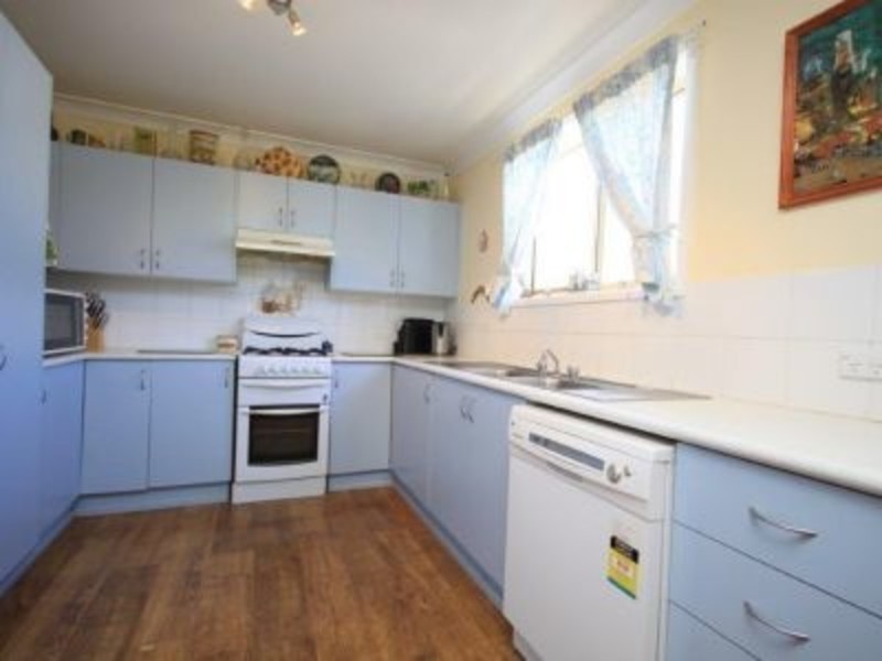 17A Vickery Avenue, Sanctuary Point NSW 2540