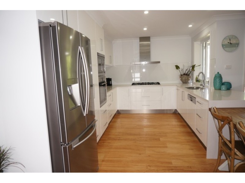 3 Barnett Street, Vincentia NSW 2540