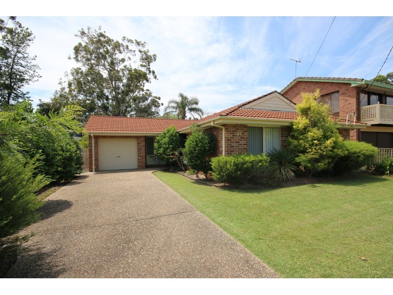 186 Walmer  Avenue, Sanctuary Point NSW 2540