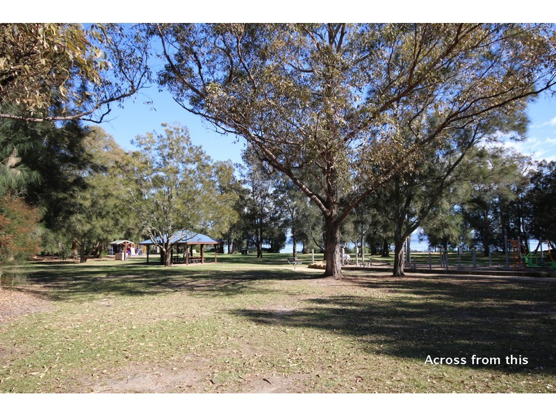 186 Walmer  Avenue, Sanctuary Point NSW 2540