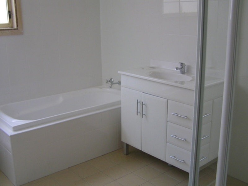 93 Basin View Parade, Basin View NSW 2540