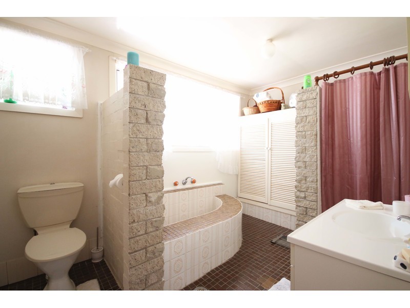 258 Walmer Avenue, Sanctuary Point NSW 2540