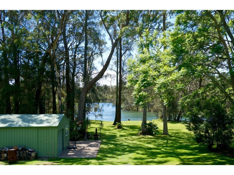 5 Streamside Street, Woollamia NSW 2540