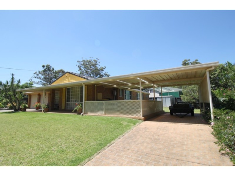 38 Island Point Road, St Georges Basin NSW 2540
