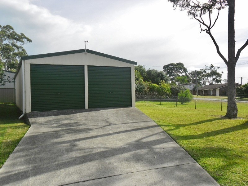 11 Edmund Street, Sanctuary Point NSW 2540