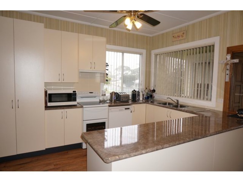 175 Elizabeth Drive, Vincentia NSW 2540