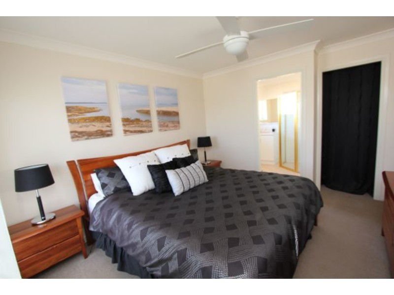 98 Fairway Drive, Sanctuary Point NSW 2540