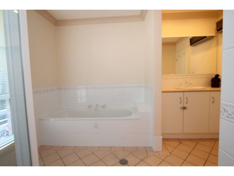 98 Fairway Drive, Sanctuary Point NSW 2540