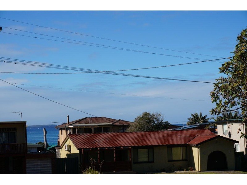 19 Elizabeth Drive, Vincentia NSW 2540