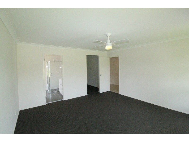 18 Hogbin Crescent, Sanctuary Point NSW 2540