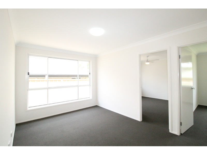 18 Hogbin Crescent, Sanctuary Point NSW 2540