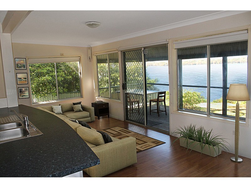 3 Walmer Avenue, Sanctuary Point NSW 2540
