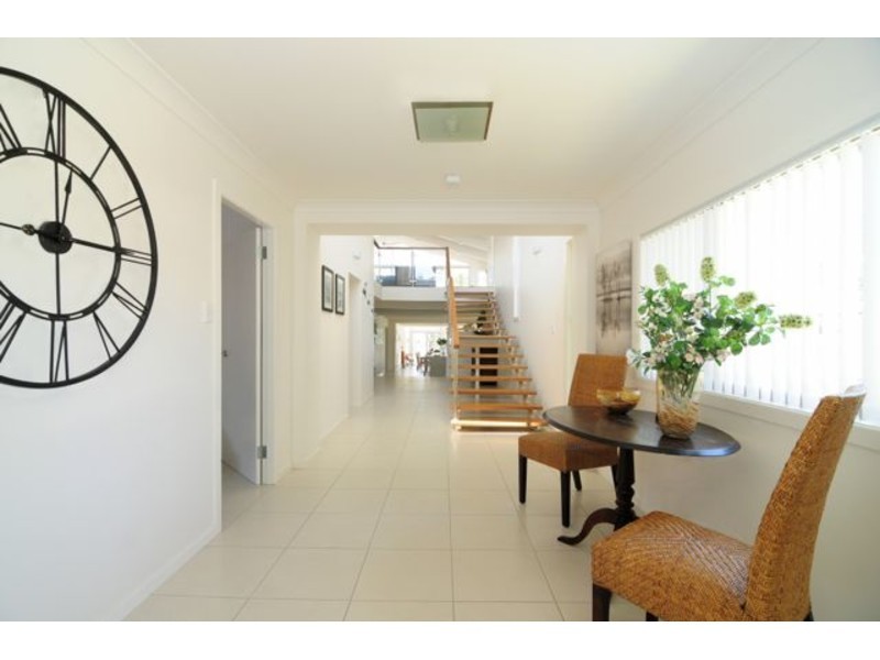 18 Greville Avenue, Sanctuary Point NSW 2540