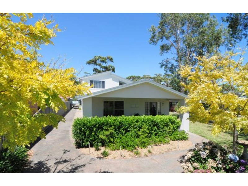 18 Greville Avenue, Sanctuary Point NSW 2540