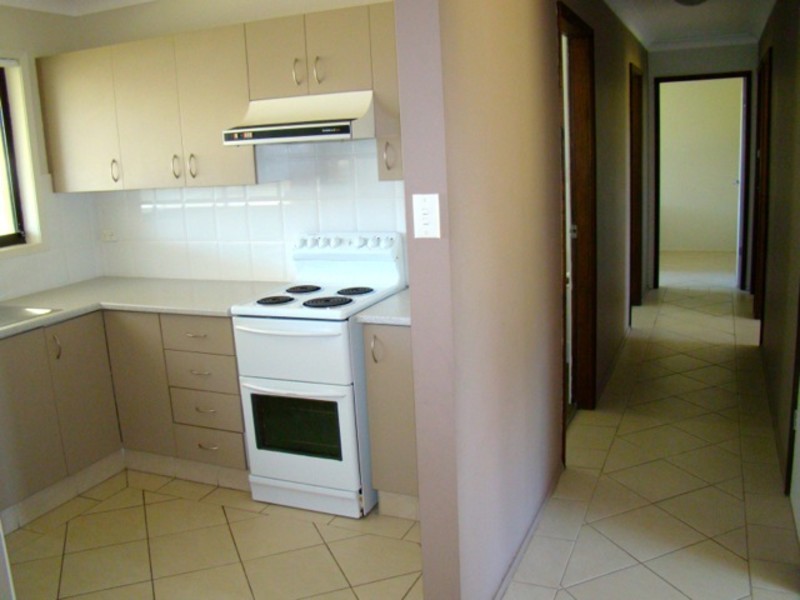 32 Elizabeth Drive, Vincentia NSW 2540