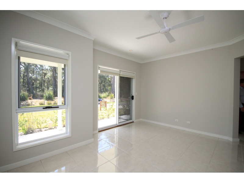 54 Coaster Circuit, Vincentia NSW 2540