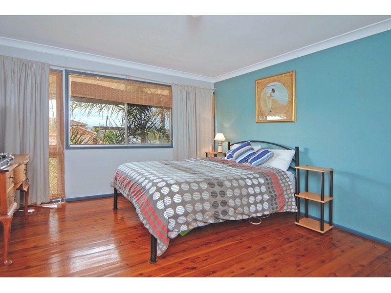 77 Elizabeth Drive, Vincentia NSW 2540