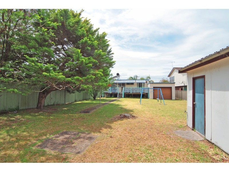 77 Elizabeth Drive, Vincentia NSW 2540