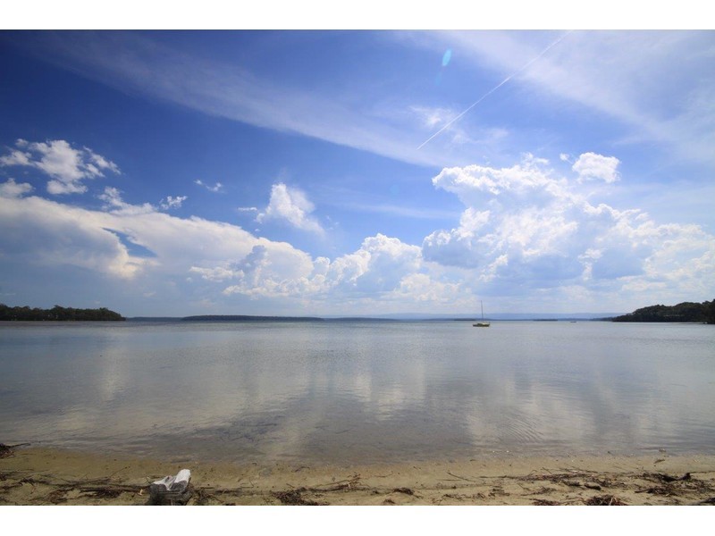 101 Walmer Avenue, Sanctuary Point NSW 2540