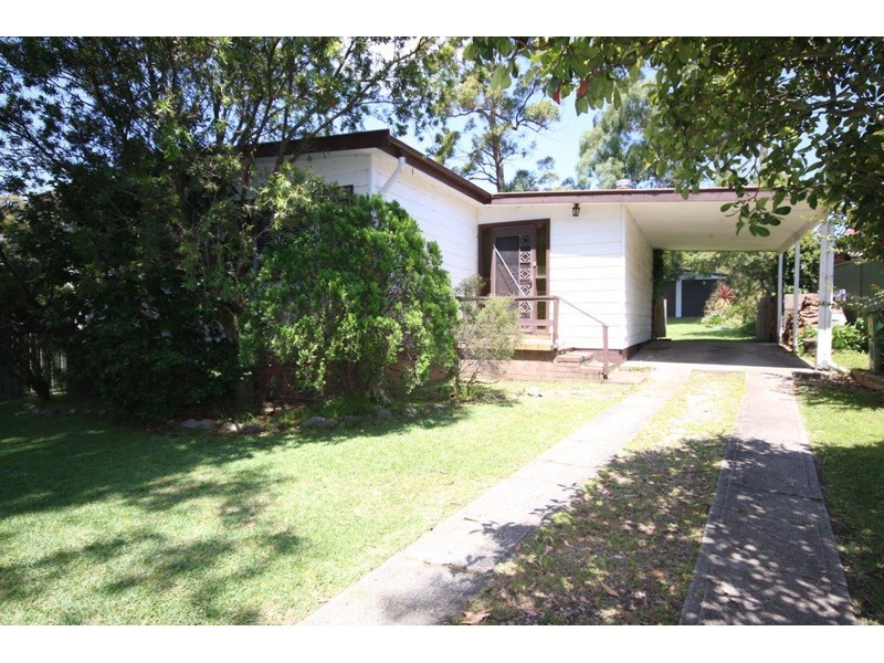 18 Tibbles Avenue, Old Erowal Bay NSW 2540