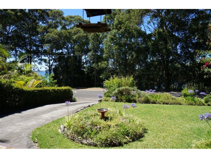 7 Boathaven Avenue, Basin View NSW 2540