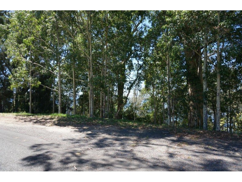 7 Boathaven Avenue, Basin View NSW 2540