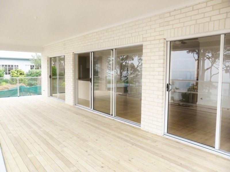 48 Basin View Parade, Basin View NSW 2540