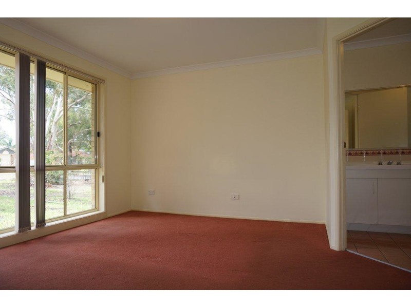 17 Claylands Drive, St Georges Basin NSW 2540