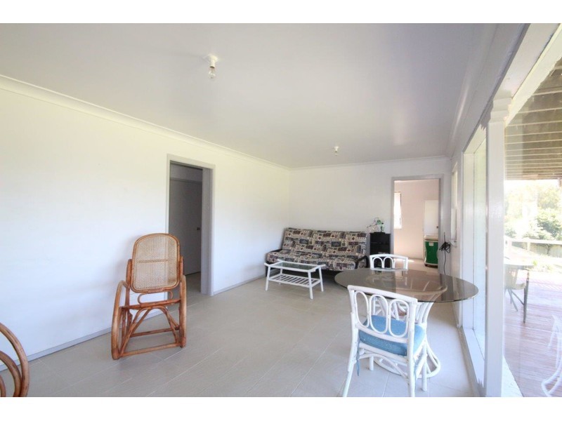 18 Caulfield Pde, Old Erowal Bay NSW 2540