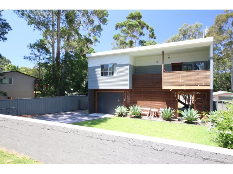 14 McGowen Street, Old Erowal Bay NSW 2540
