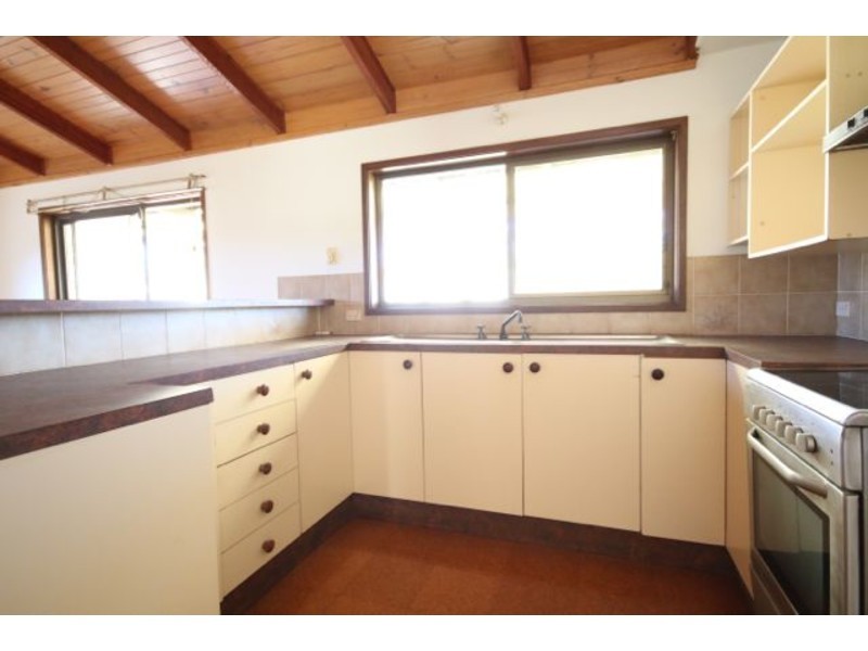 4 Telopia Avenue, Sanctuary Point NSW 2540