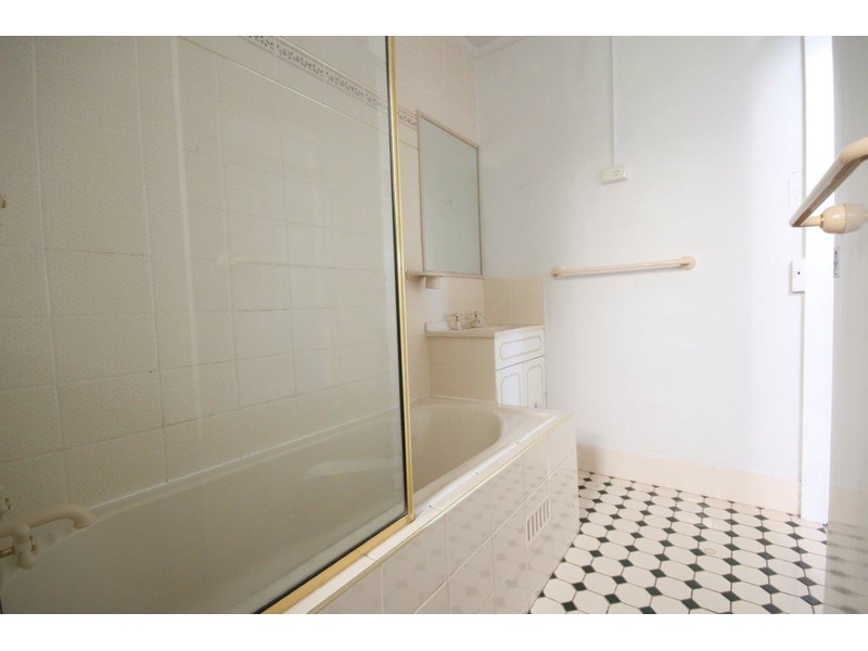 37 Dunisla Street, Sanctuary Point NSW 2540