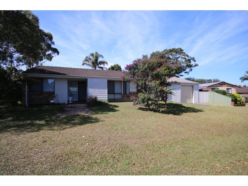 1 Banksia Avenue, Sanctuary Point NSW 2540