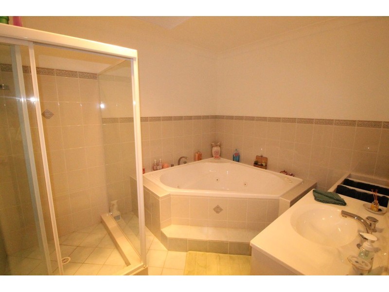 51 Cammaray Drive, St Georges Basin NSW 2540