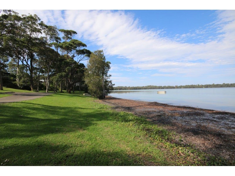 45 Walmer Avenue, Sanctuary Point NSW 2540