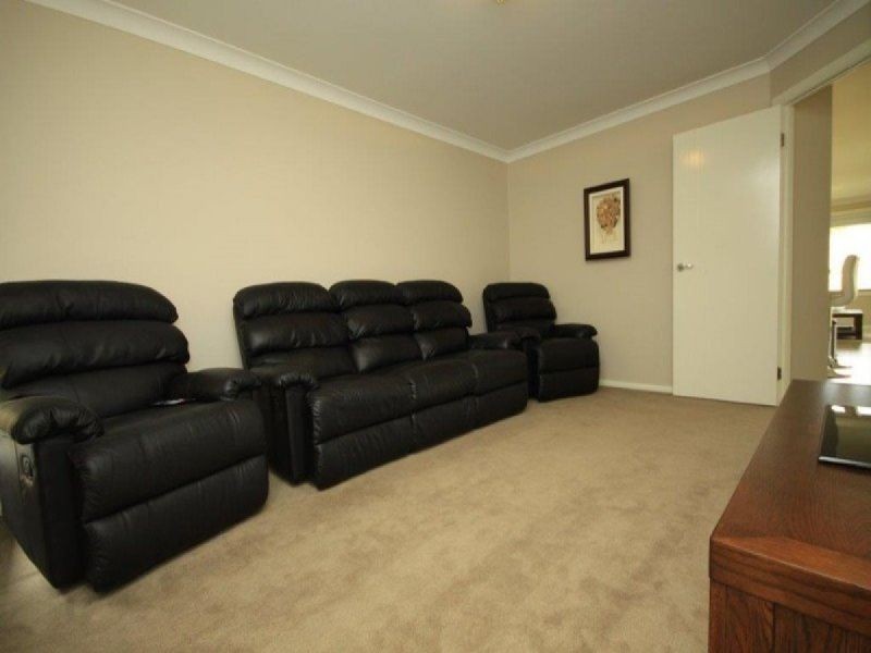 28 Nadine  Street, Sanctuary Point NSW 2540