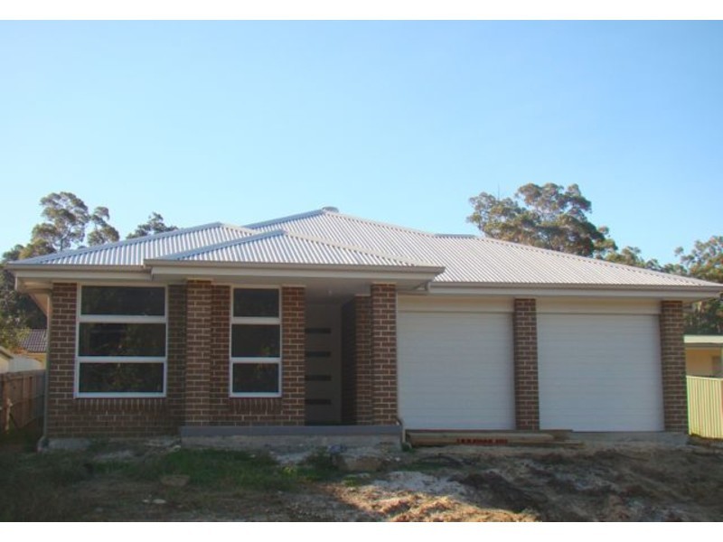 8 Durnford Place, St Georges Basin NSW 2540