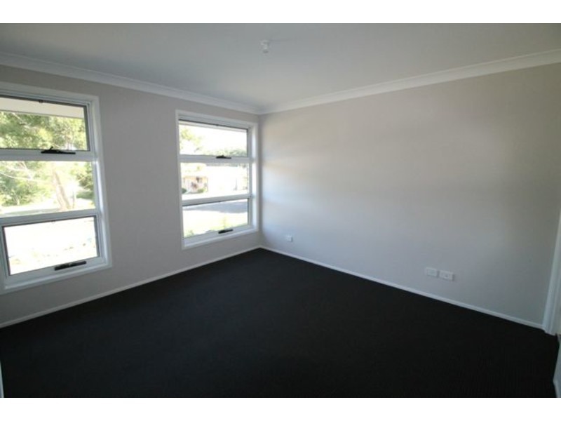8 Durnford Place, St Georges Basin NSW 2540