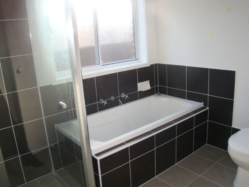 8 Durnford Place, St Georges Basin NSW 2540