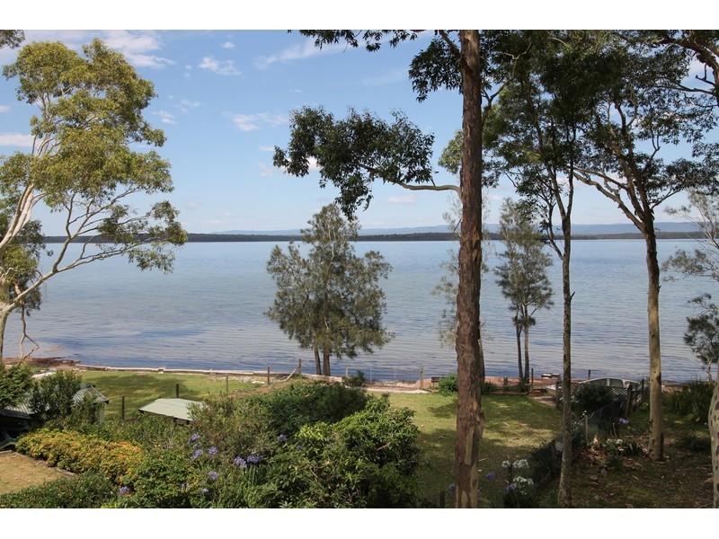 11 Island Point Road, St Georges Basin NSW 2540