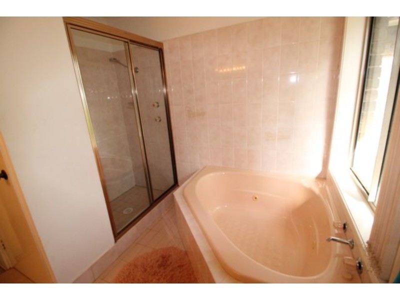 11 Island Point Road, St Georges Basin NSW 2540